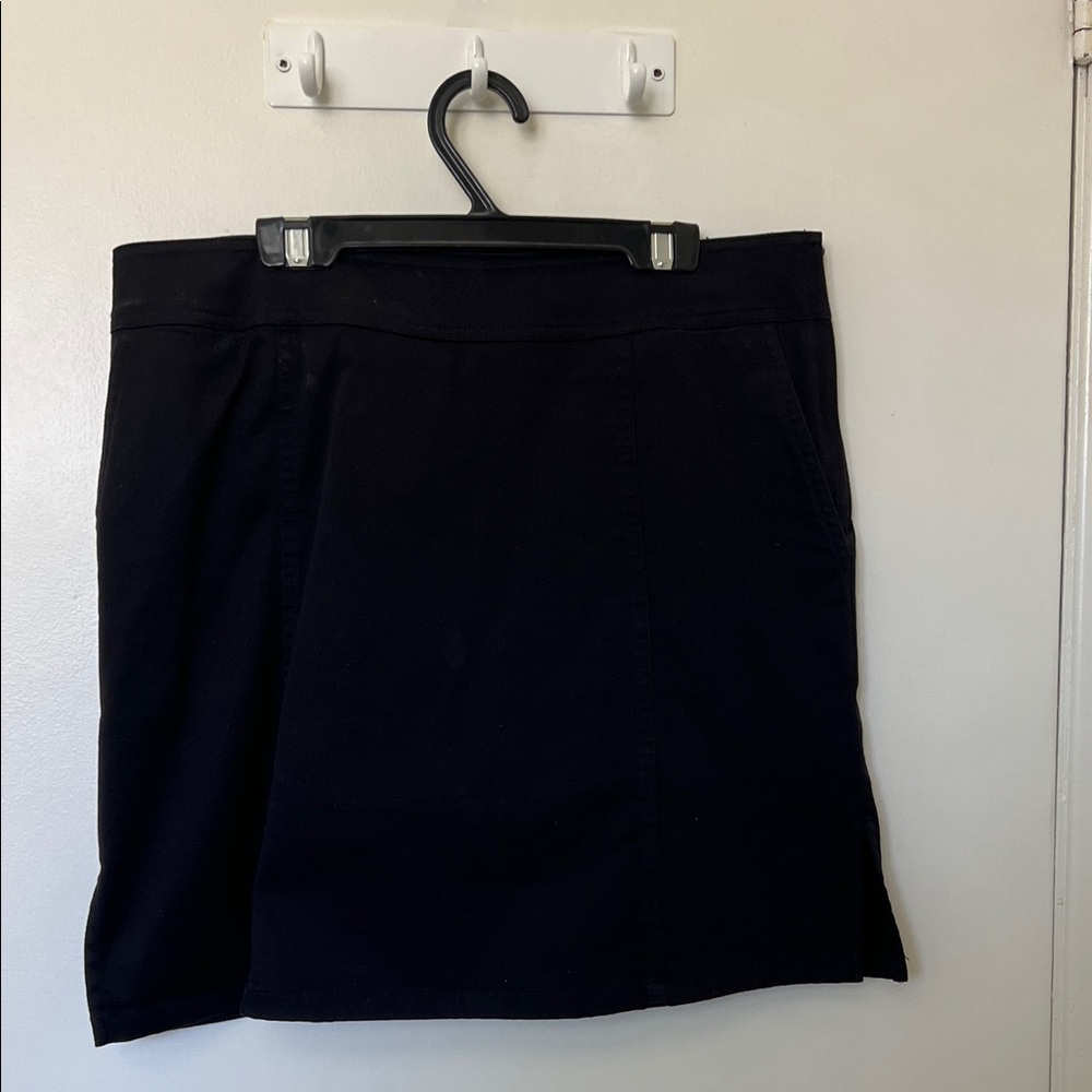 Elegant Black Skort